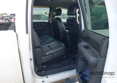 2010 Chevrolet Silverado 1500 Lt z USA, uszkodzony, nr VIN 3GCRCSE00AG222764